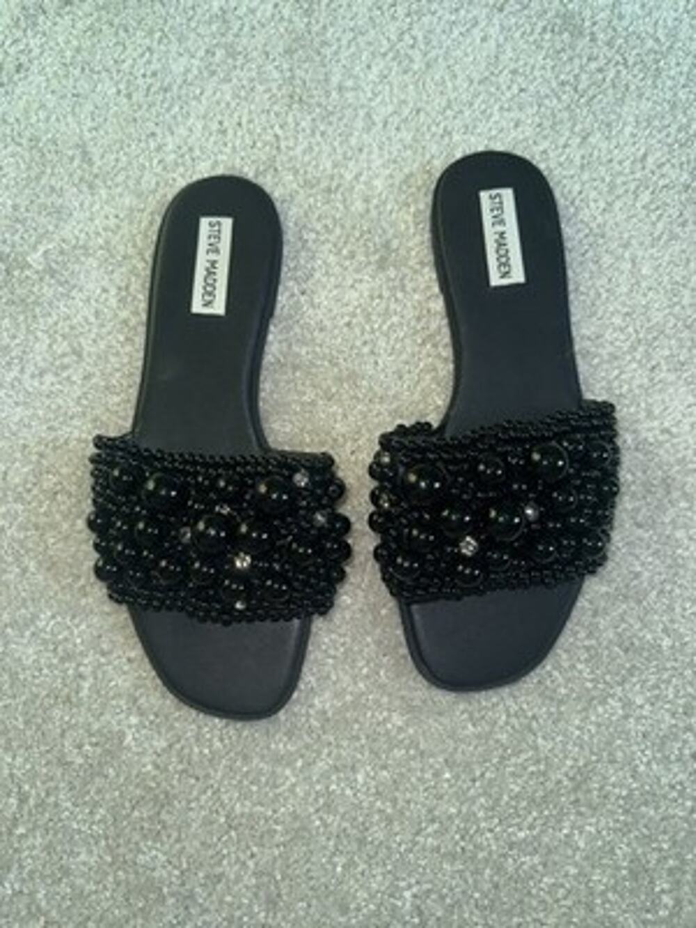 Steve Madden Womens’s Knicky Black Beaded Comfort Slides Sandals Size 9
